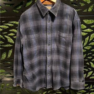 St. John's Bay Brawny Navy Plaid Shirt, Men's XL